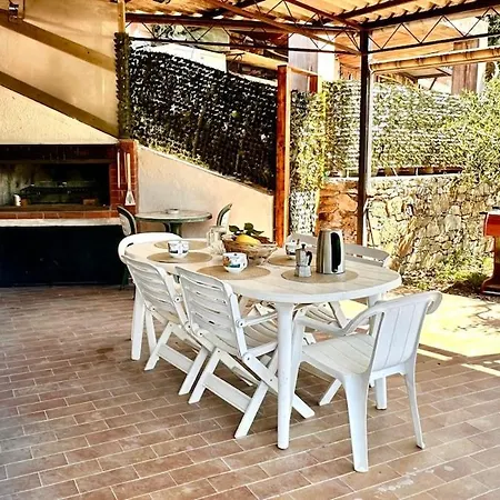 Casa vacanze Relax Among The Olive Trees And The Sea